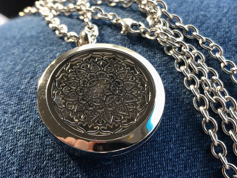 Bliss Aromatherapy Locket Necklace