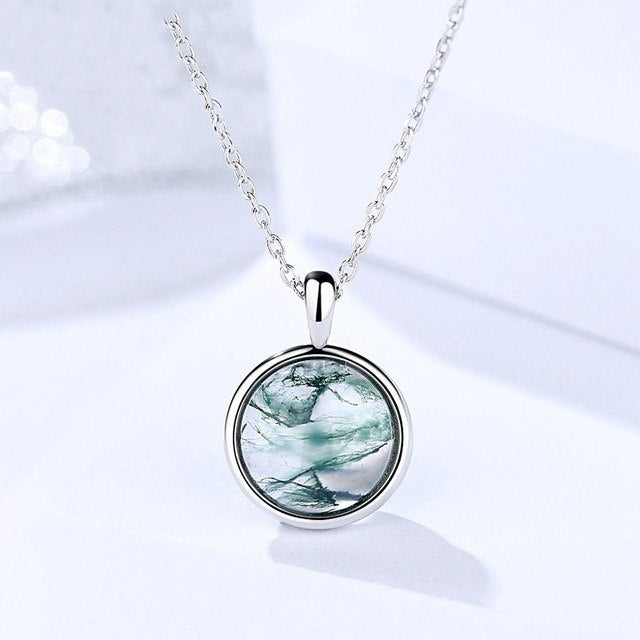 Serene Pendant Necklace